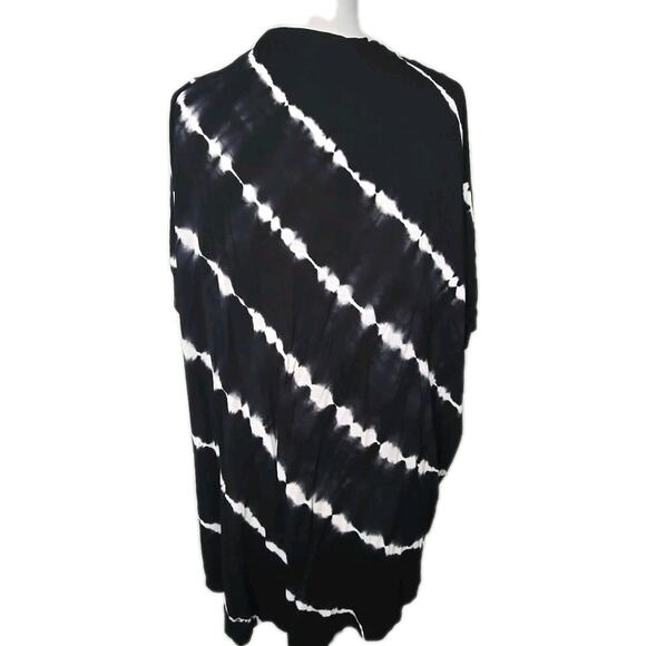 TORRID Size 1 Black Tie-Dyed Jersey Rayon Open-Front Wrap Sweater (14/16 - 1X) - Picture 5 of 7